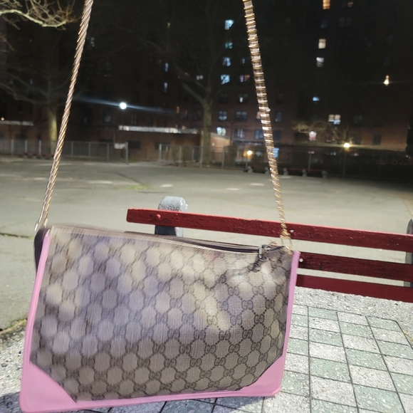 Gucci GG Supreme Interlocking  Clutch  Toiletry Crossbody Bag Authentic Vintage - Picture 9 of 16